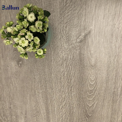 Oak Wood Texture Tile Flooring Waterproof SPC Plank Unilin/Valinge Click Installation