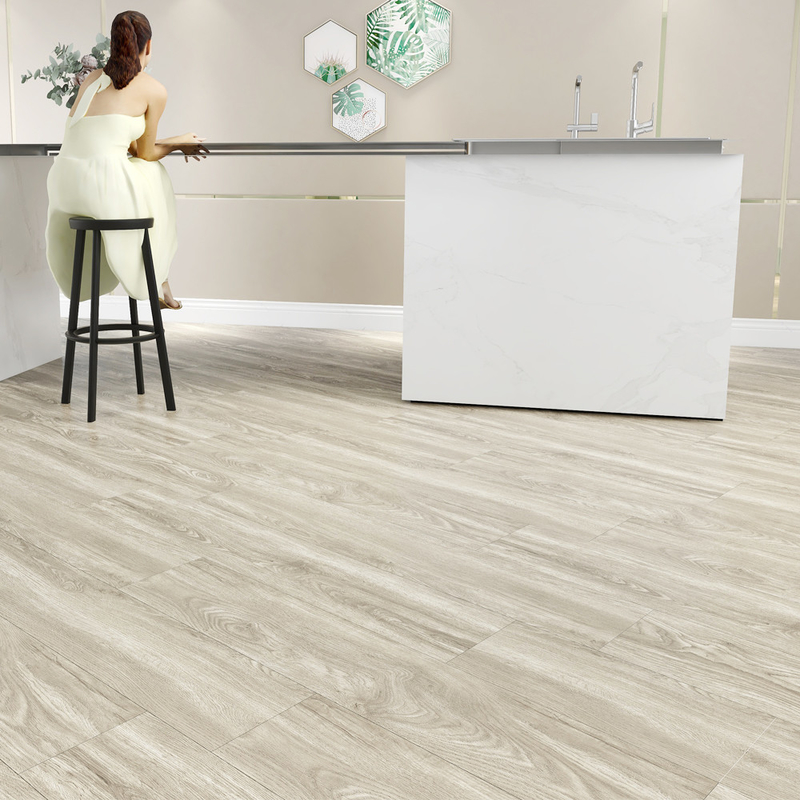 Unbeatable No VOC Maple Wood Veneer SPC Flooring with 25-Year Residential Lifetime